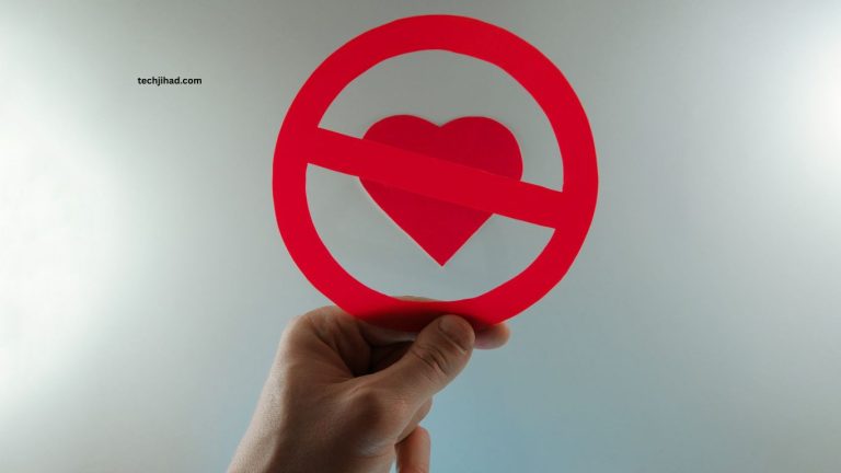 Red Flags You Should Never Ignore in a Relationship Red Flags You Should Never Ignore in a Relationship
